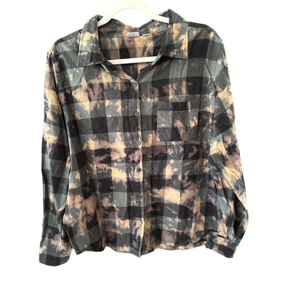 Betty Boop Flannel Shirt Bleached Plaid Motorcycle Graphic Long Sleeve Womens LG - Picture 2 of 8